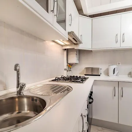 Guestready - Amazing Duplex Near Lx Factory Alcantara * Lisboa